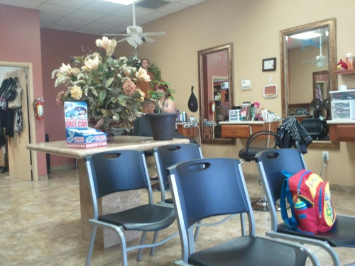 Dianas Hair Care logo