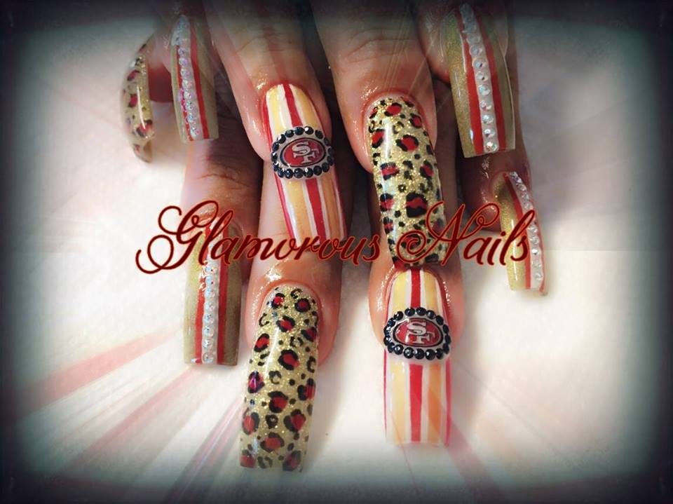 Glamorous Nails & Salon logo