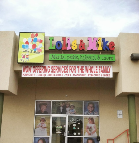 Lolis & Mike  logo